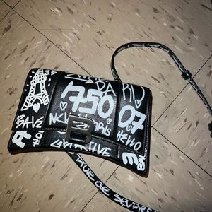 Bag was wore twice great condition sold out everywhere